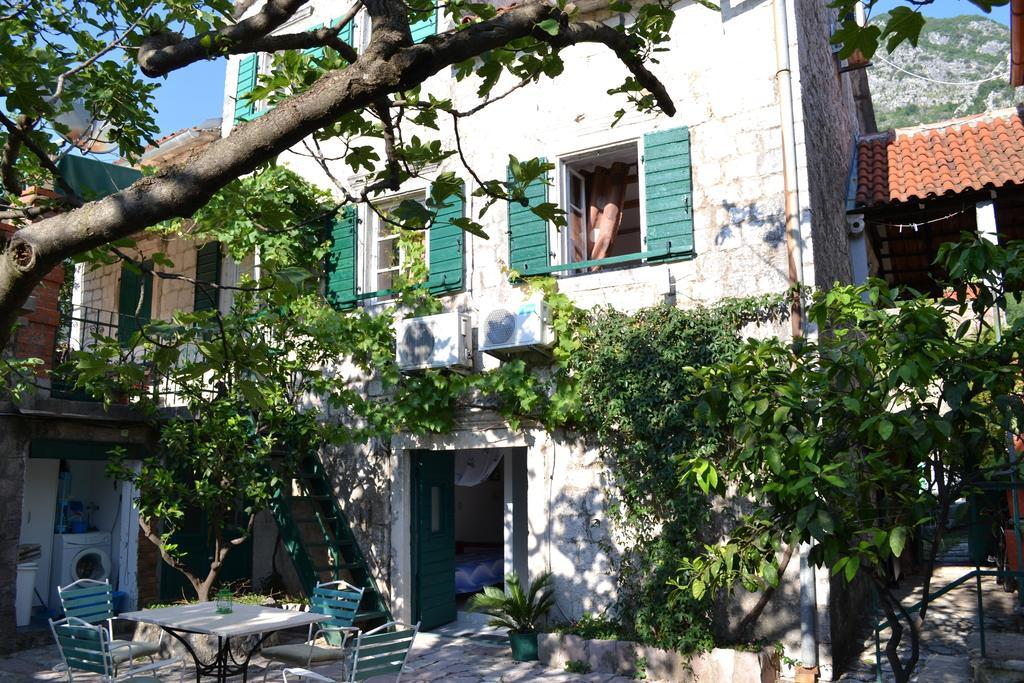 Apartments Subotic Risan Exterior foto